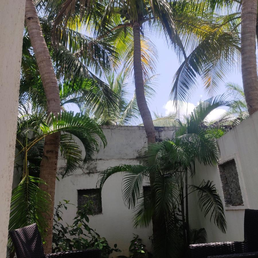 Vedic Village Sriperumbudur Formerly Known As Citrus Hotel Buitenkant foto